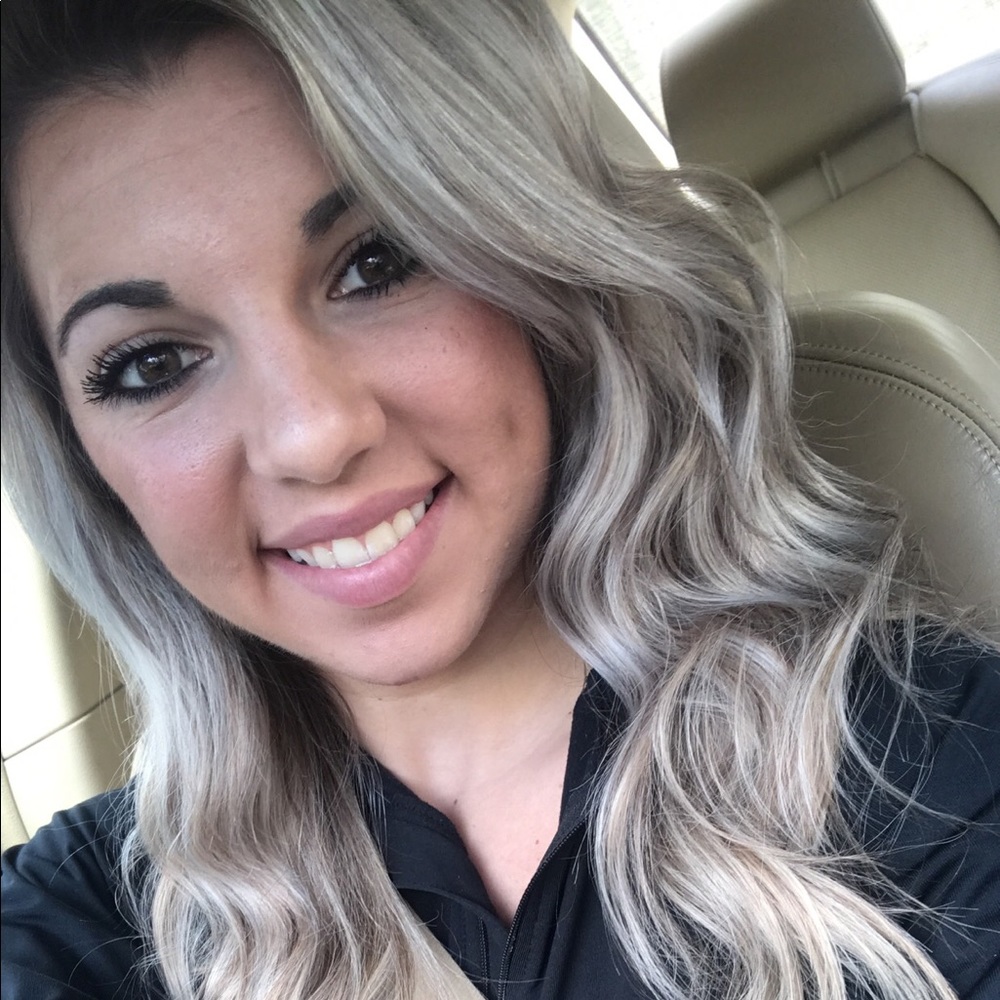 Meet your Posher, Christa